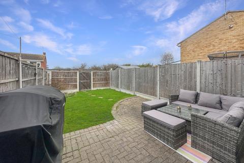 25 Brampton Close, Corringham, Stanford-le-hope, SS17 7NS