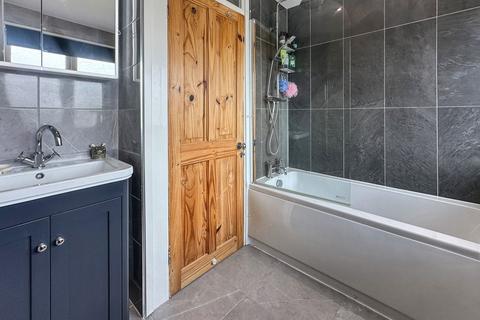 25 Brampton Close, Corringham, Stanford-le-hope, SS17 7NS