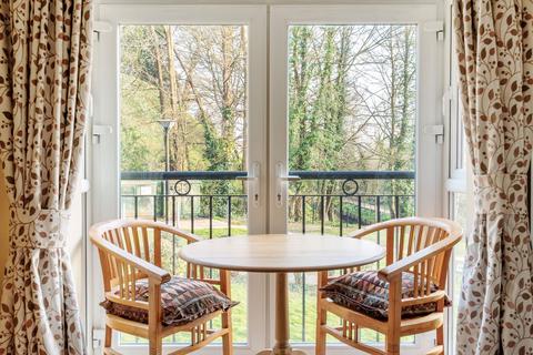 1 bedroom flat for sale, The Slade, Tonbridge, TN9