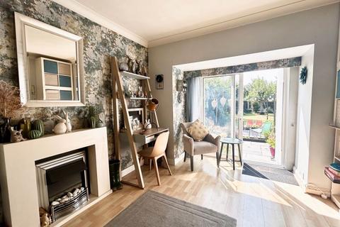 4 bedroom link detached house for sale, Castlecroft Road, Castlecroft, Wolverhampton WV3