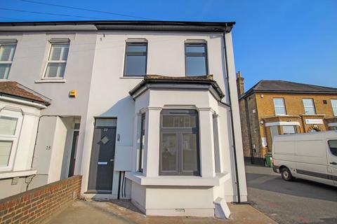 2 bedroom apartment to rent, Bourne Road, Bexley