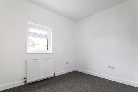 2 bedroom apartment to rent, Bourne Road, Bexley