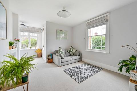 2 bedroom flat for sale, Yew Tree House, Cranleigh, GU6