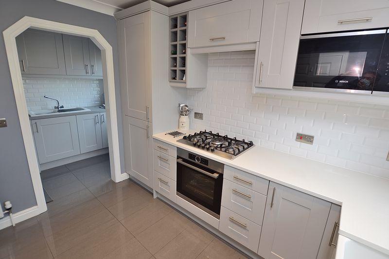 Breakfast Kitchen /
