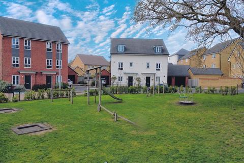 14 Front Home Close, Patchway, Bristol, BS34 5TY