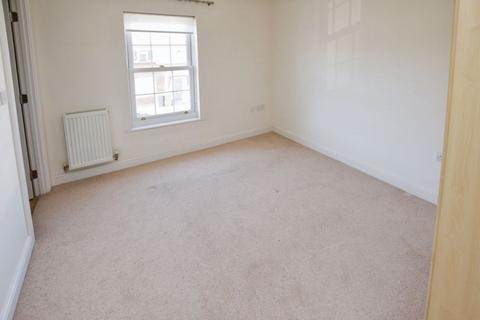 35 Alice Templer Close, Exeter, EX2 6AE