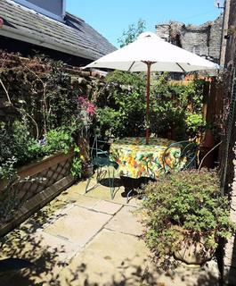 2 bedroom terraced house for sale, Erskine Terrace, Conwy