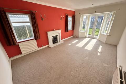 2 bedroom detached bungalow for sale, Hafod Road West, Penrhyn Bay