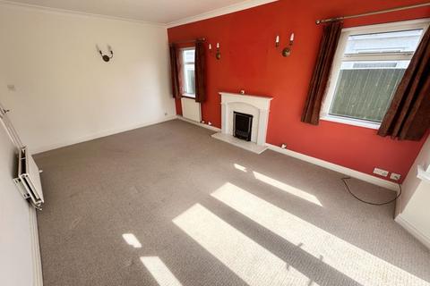 2 bedroom detached bungalow for sale, Hafod Road West, Penrhyn Bay