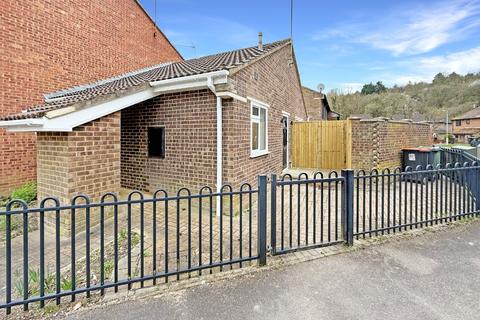 2 bedroom terraced bungalow for sale, Dunstable, Bedfordshire LU6