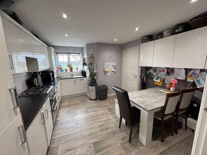 Kitchen / Breakfast