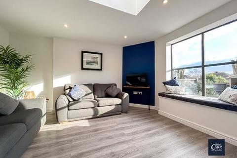 25 Mayland Drive, Sutton Coldfield, B74 2DG
