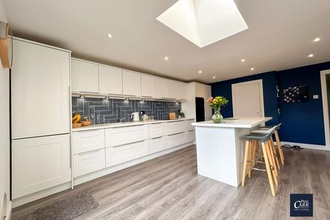 25 Mayland Drive, Sutton Coldfield, B74 2DG