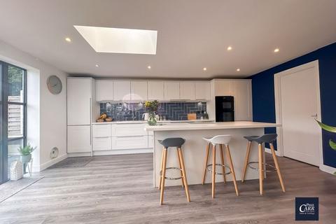 25 Mayland Drive, Sutton Coldfield, B74 2DG