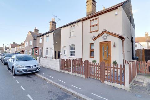 2 bedroom semi-detached house for sale, Cowper Road, Rainham RM13