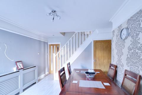 2 bedroom semi-detached house for sale, Cowper Road, Rainham RM13