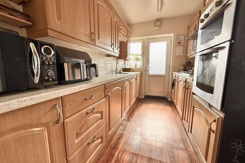 11 Castleton Close, Plymouth, PL3 5AE