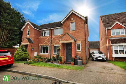 20 Dahlia Close, Cheshunt, Waltham Cross, EN7 6NW
