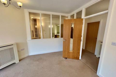 2 bedroom apartment for sale, Mill Street, Llangollen
