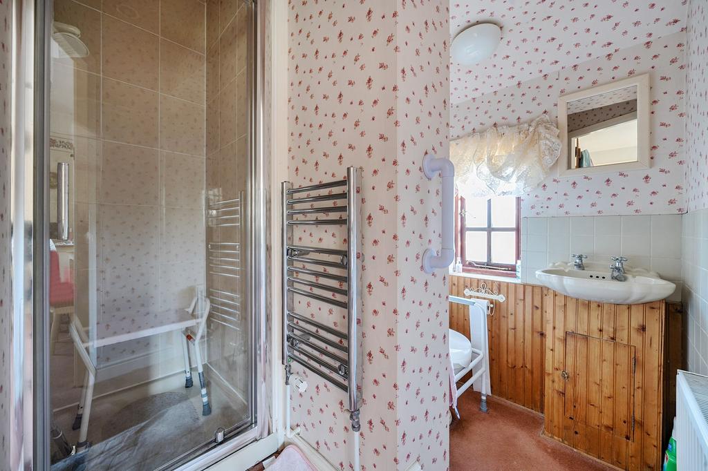Ensuite Shower
