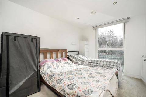 3 bedroom apartment for sale, The Crescent, London SE8