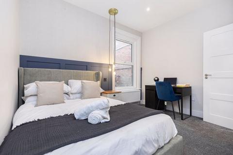 6 bedroom detached house for sale, Ashley Road, Poole BH14