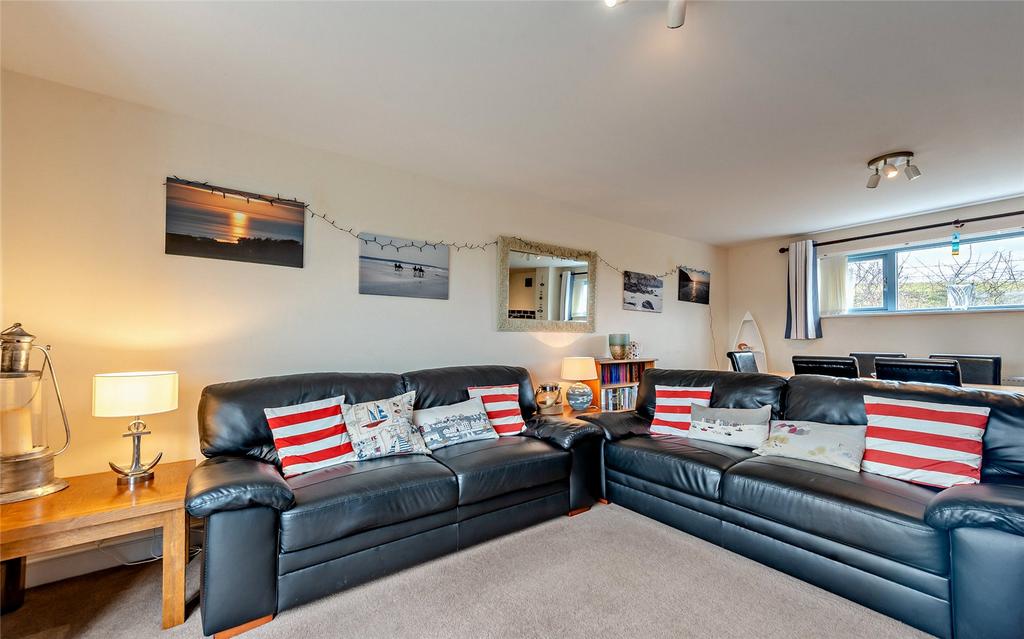 Lounge Area