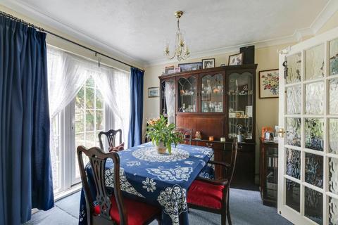 2j Ridge Langley, South Croydon, CR2 0AR