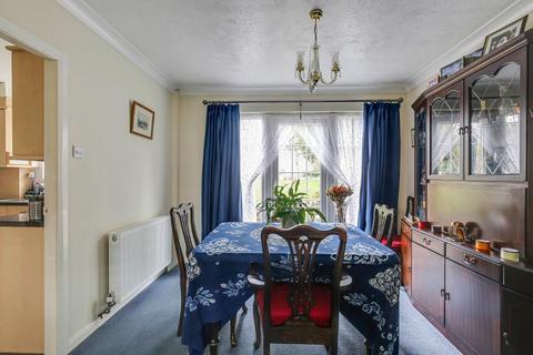 2j Ridge Langley, South Croydon, CR2 0AR