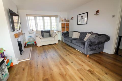 3 bedroom semi-detached house for sale, Luton LU3