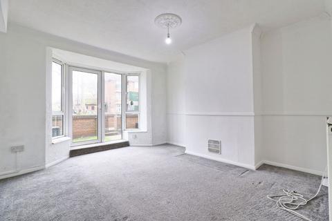 27 Clayburn Gardens, South Ockendon, RM15 6AT