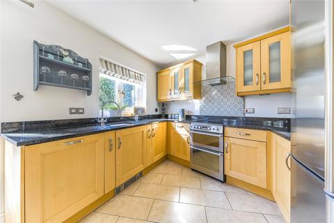 1 Hardbarrow Woods, Thakeham, Pulborough, RH20 3ES
