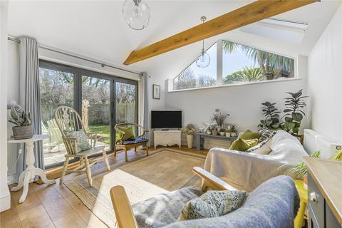 1 Hardbarrow Woods, Thakeham, Pulborough, RH20 3ES