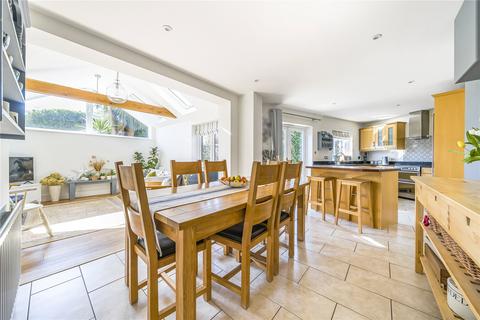1 Hardbarrow Woods, Thakeham, Pulborough, RH20 3ES