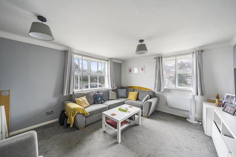 19 Elm Park, Reading, RG30 2HT