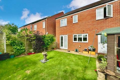 4 bedroom detached house for sale, Stratton, Swindon SN2