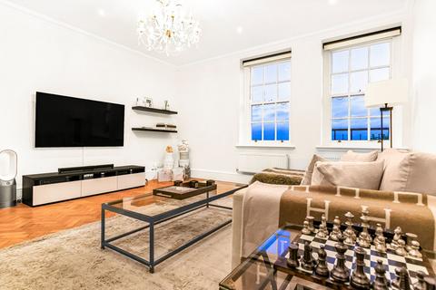 2 bedroom flat for sale, Cannon Hill, London N14