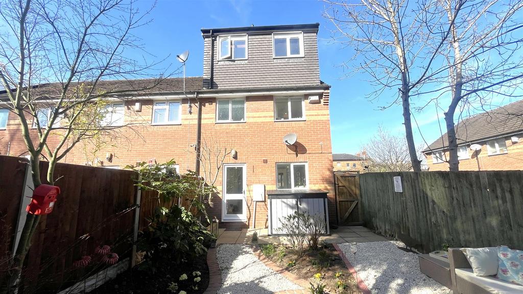Landscaped Rear Garden