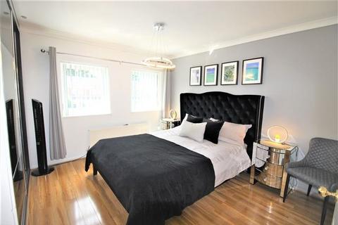 5 Ashleigh Drive, Sheffield, S12 2SA