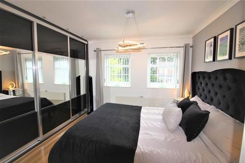 5 Ashleigh Drive, Sheffield, S12 2SA