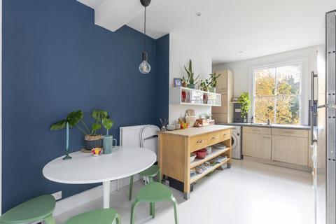 9b Wharfdale Road, London, N1 9SB