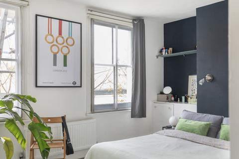 9b Wharfdale Road, London, N1 9SB