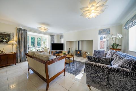 4 bedroom detached house for sale, Michael Taylor Close, Peterborough, Cambridgeshire, PE3