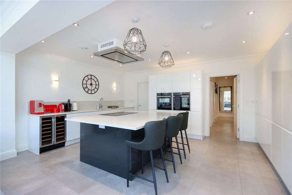 Kitchen/Dining