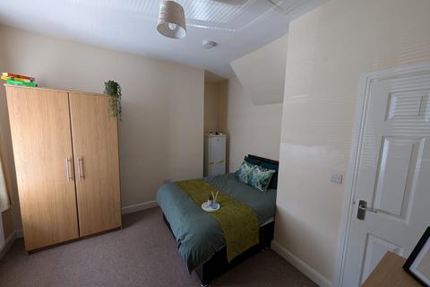 undefined, HMO Room 3, 099 Victoria Road