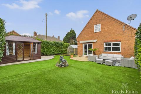 16 Chapel Close, Flamborough, Bridlington, YO15 1NZ