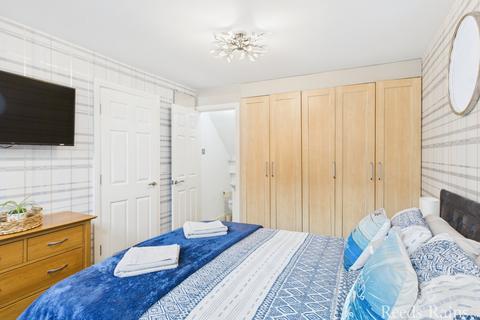 16 Chapel Close, Flamborough, Bridlington, YO15 1NZ