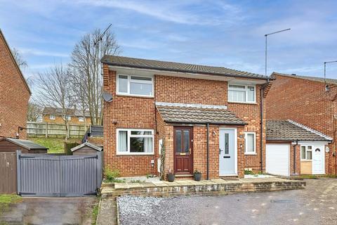 21 Becks Close, Markyate, St Albans, AL3 8HU