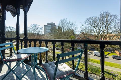 4 bedroom apartment for sale, Castle Hill Avenue, Kent CT20