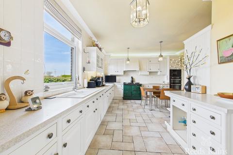 3 bedroom detached house for sale, Jubilee Lane, Hull HU12